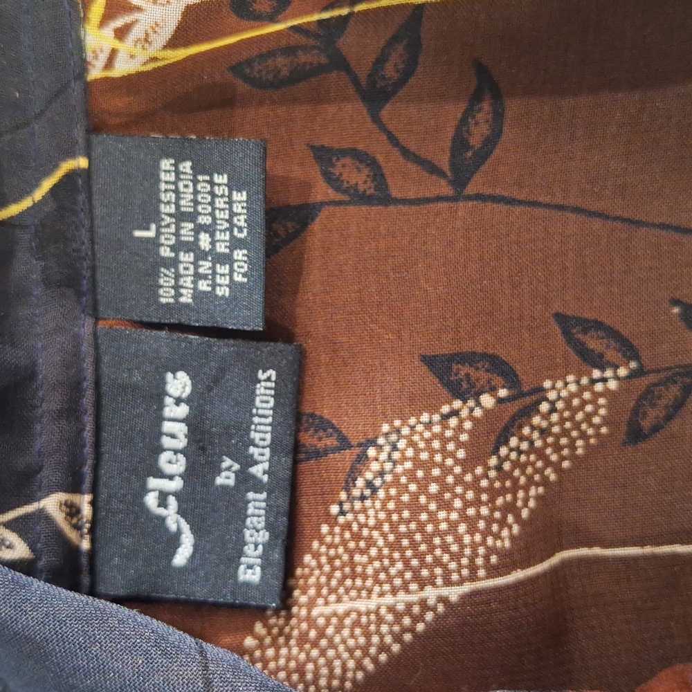 Fleurs by Elegant Additions vintage 90s (I think) Size Large